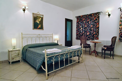 Hotel Masseria L'Ovile Ostuni Exterior photo